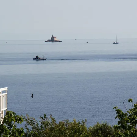 Apartmán In Rogoznicko