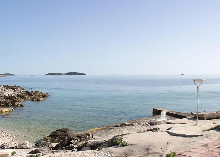 In Rogoznicko Daire Zečevo